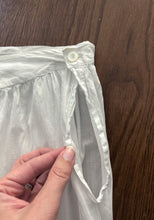 Load image into Gallery viewer, Antique bloomers with ruffled lace . size large