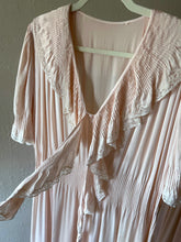 Load image into Gallery viewer, 1930s 1940s blush pink silk satin gown . size large to xxl