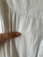 Load image into Gallery viewer, Antique ruffled bloomers with lace . size xs