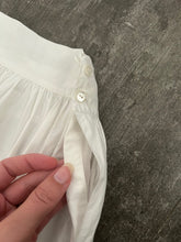 Load image into Gallery viewer, Antique ruffled bloomers with lace . size xs