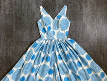 Load image into Gallery viewer, 1950s wide leg romper . 50s jumpsuit . size xs