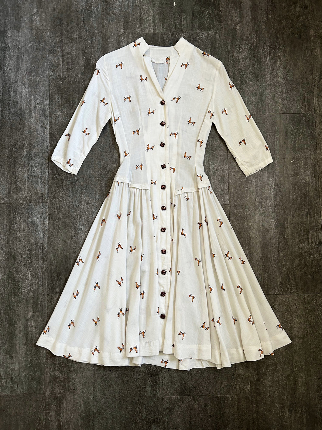 1940s fox print dress . vintage 40s novelty print dress . size xs to xs/s