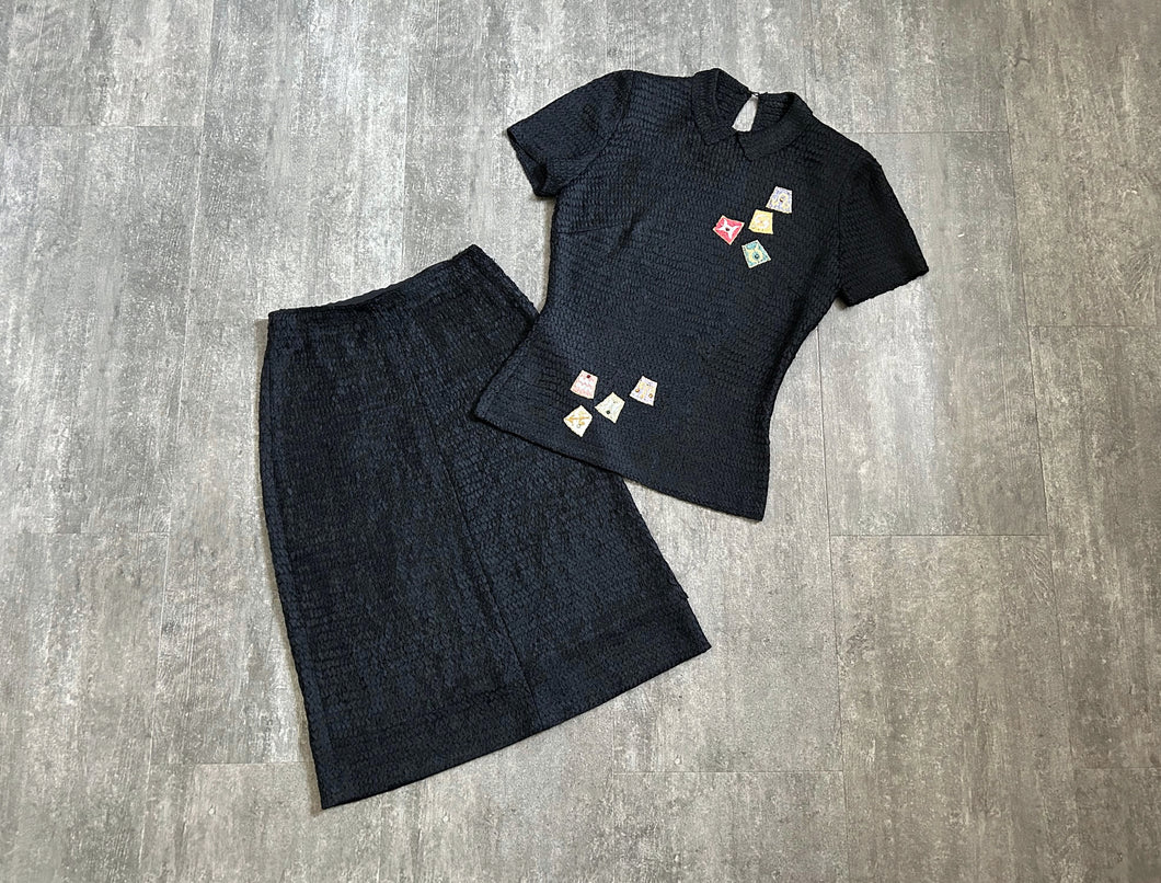 1940s 1950s knit set . Zodiac ribbon knit set . size s to m
