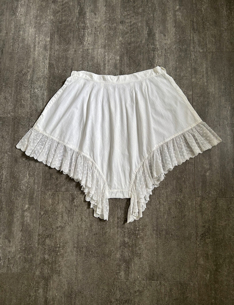 Antique bloomers . vintage cotton and lace shorts . size medium to m/l