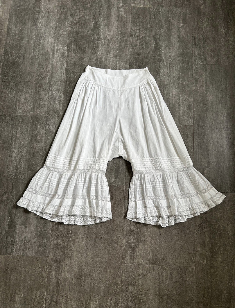 Antique ruffled bloomers with lace . size xs