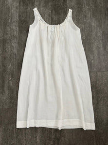 Antique linen chemise . vintage 1910s dress . size small to large