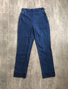 1950s shorthorn Levis . Western wear pearl snap jeans . 30 waist