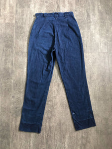 1950s shorthorn Levis . Western wear pearl snap jeans . 30 waist