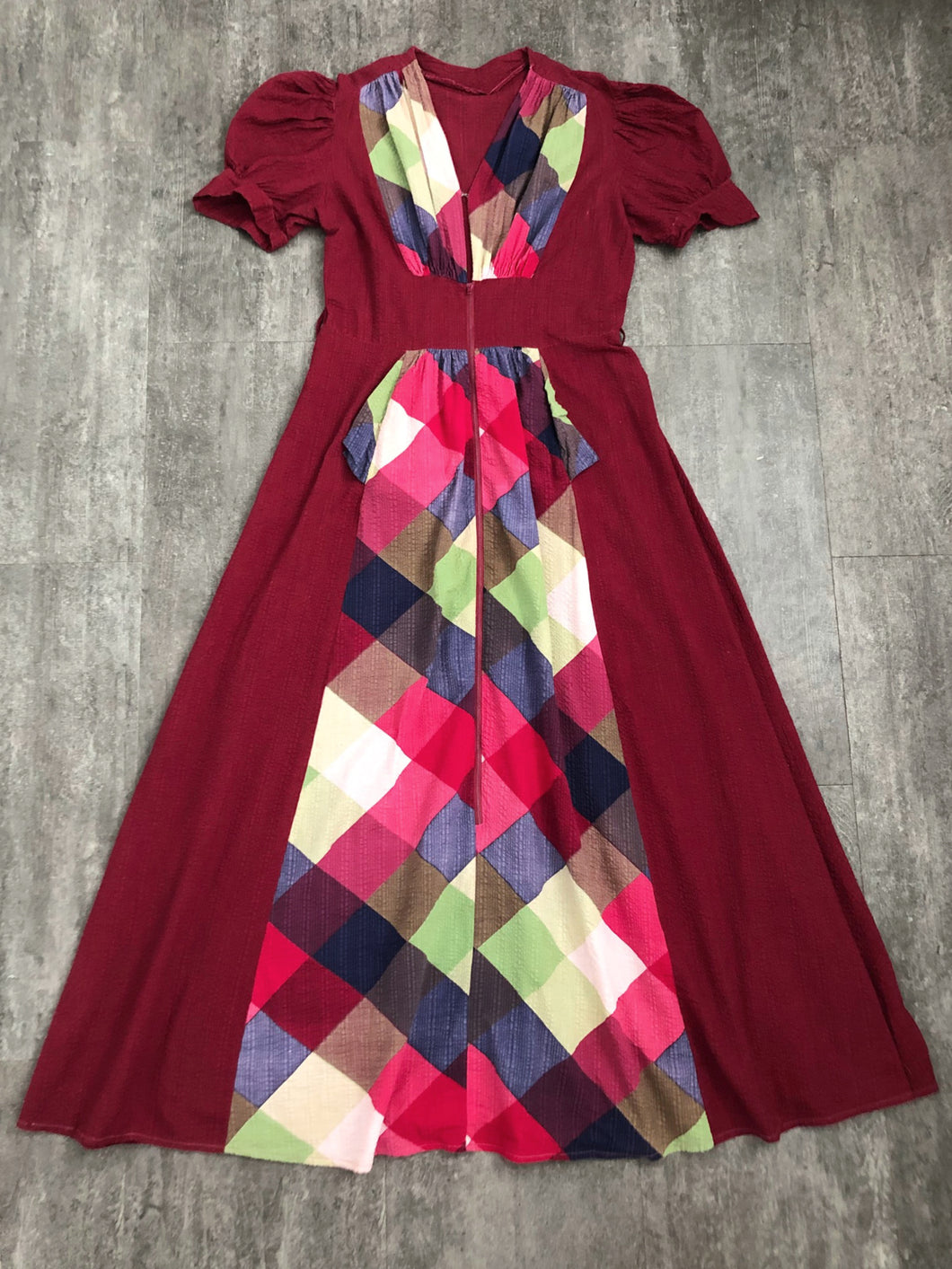 1930s 1940s dressing gown . vintage house dress . size l