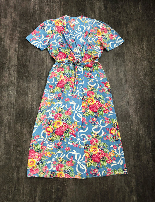 1940s dressing gown . vintage 40s dress . size l to xl