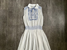 Load image into Gallery viewer, 1920s 1930s embroidered dress . vintage Hungarian dress . size xs to s