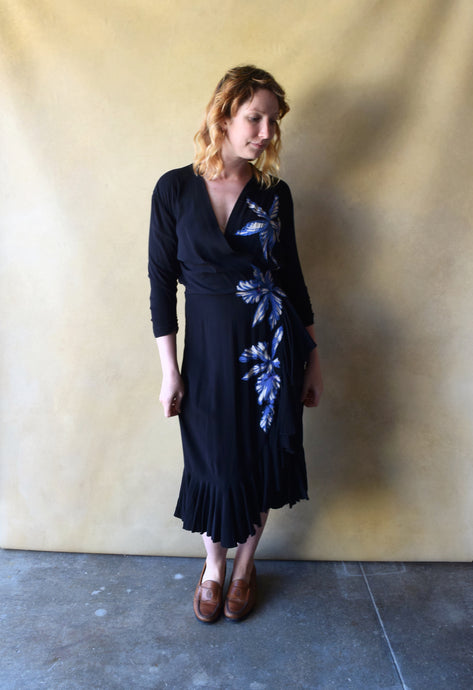 1940s floral appliqué dress . vintage 40s dress . size medium to m/l