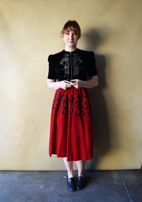 1950s Lanvin Castillo skirt . vintage velvet skirt . size s