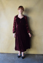 Load image into Gallery viewer, 1930s devoré velvet dress . vintage 30s dress . size s to m