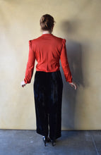 Load image into Gallery viewer, 1940s red jersey blouse . vintage studded top . size s to m