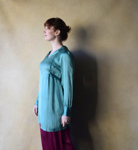 1920s silk satin tunic . vintage 20s green top . size xs to s
