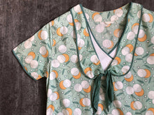 Load image into Gallery viewer, 1920s 1930s dress . vintage dress . size s to m