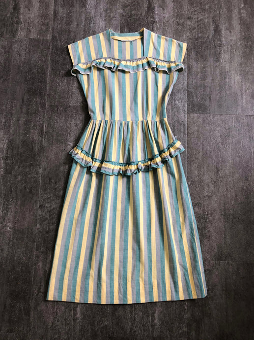 1940s striped dress . vintage 40s dress . size s to s/m