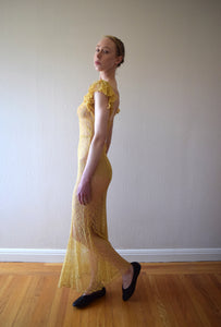 1930s lace gown . vintage yellow lace dress . size xxs to small