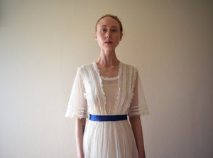 Antique net dress . vintage 1900s ivory dress . size xxs to xs