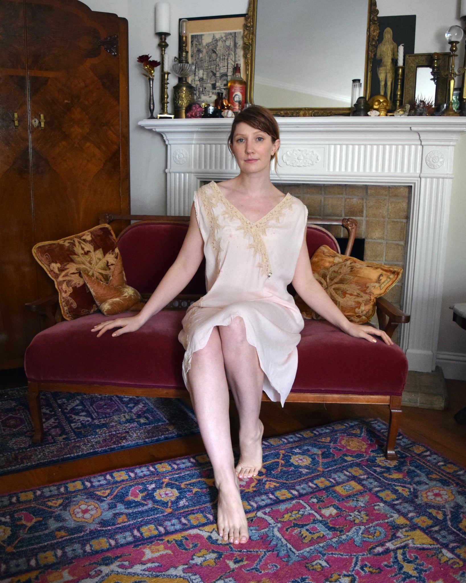 retro shift dress 1920s silk and inset lace chemise . vintage shift dress . size xs to m – bluefennel