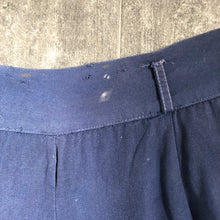 Load image into Gallery viewer, 1940s rayon trousers . vintage 30s 40s pants . size medium