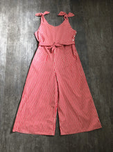 Load image into Gallery viewer, 1930s beach pajamas . vintage 30s sportswear . size l to xl