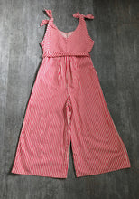Load image into Gallery viewer, 1930s beach pajamas . vintage striped jumpsuit . size large to xl