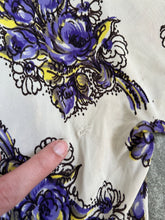 Load image into Gallery viewer, 1940s rayon jersey dress . vintage floral print dress .