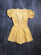 Load image into Gallery viewer, 1930s 1940s playsuit . vintage romper . size xs to s