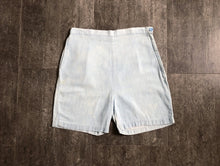 Load image into Gallery viewer, 1950s chambray shorts . vintage 50s shorts . size s to s/m