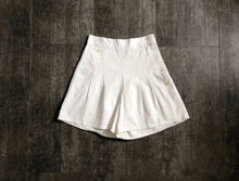 Load image into Gallery viewer, 1930s 1940s shorts . vintage 30s 40s shorts . size s