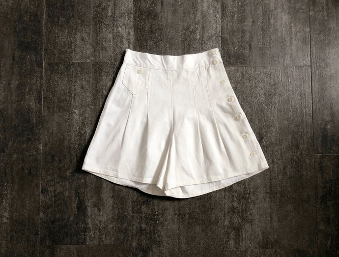 1930s 1940s shorts . vintage 30s 40s shorts . size s