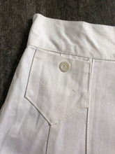 Load image into Gallery viewer, 1930s 1940s shorts . vintage 30s 40s shorts . size s