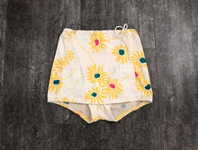 Load image into Gallery viewer, 1940s swim bottoms . vintage 40s swimwear . size xs to s