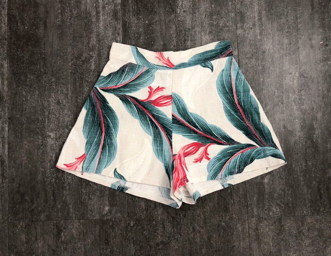 Reproduction shorts . 1940s style shorts . size s/m