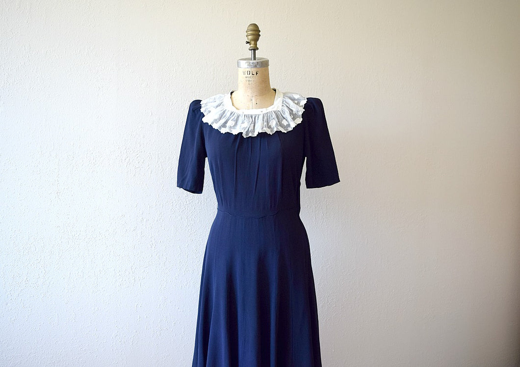 Early 1940s dress . navy blue rayon 40s dress