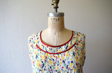Load image into Gallery viewer, 1920s rainbow print dress . vintage 20s dress