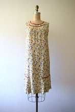 Load image into Gallery viewer, 1920s rainbow print dress . vintage 20s dress