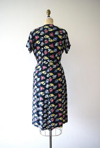 1940s novelty print dress . vintage 40s rayon dress