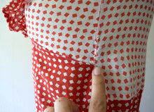 Load image into Gallery viewer, 1930s dress . vintage 30s red and white deco print dress