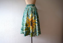 Load image into Gallery viewer, 1950s skirt . vintage 50s sunflower skirt