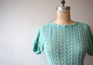1940s knit dress . vintage green knit dress