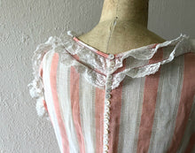Load image into Gallery viewer, Vintage 1920s dress . antique striped dress