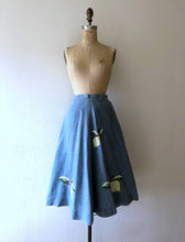 Load image into Gallery viewer, 1950s linen skirt . vintage 50s embroidered lemons skirt
