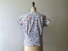 Load image into Gallery viewer, 1940s top . vintage 40s print blouse