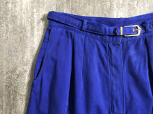 Load image into Gallery viewer, 1950s blue capris . vintage sportswear pedal pushers . size m to m/l