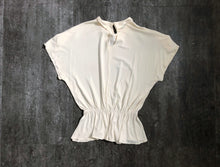 Load image into Gallery viewer, 1940s butterfly blouse . vintage 40s jersey top . size xs to s