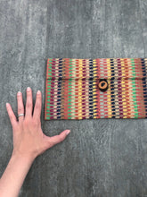 Load image into Gallery viewer, 1930s 1940s woven purse . vintage clutch