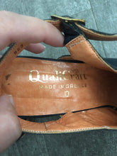 Load image into Gallery viewer, 1970s wedge sandals . vintage 70s shoes